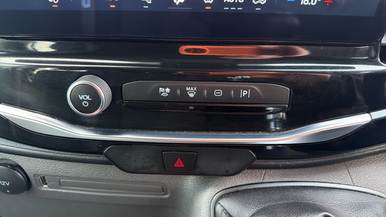 Ford Transit 350 L3 Diesel Fwd 2.0 EcoBlue 130ps H2 Trend Double Cab Van